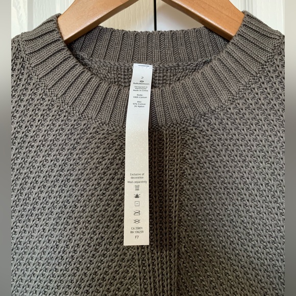 Lululemon New Heights Sweater NWT - Picture 4 of 7